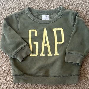 🔴 GAP Kids Olive Sweatshirt with Yellow Logo
